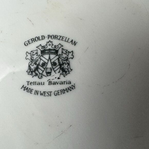 Gerold Porzellan Tettau Bavaria Vase 12" Scenic West Germany - Picture 3 of 7